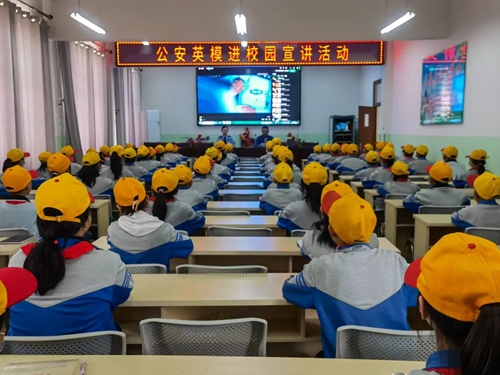 1.jpg