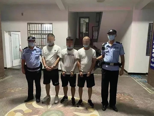1.jpg