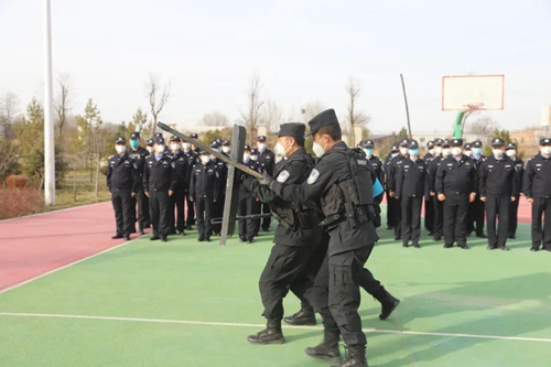 西峰公安分局组织开展最小作战单元训练