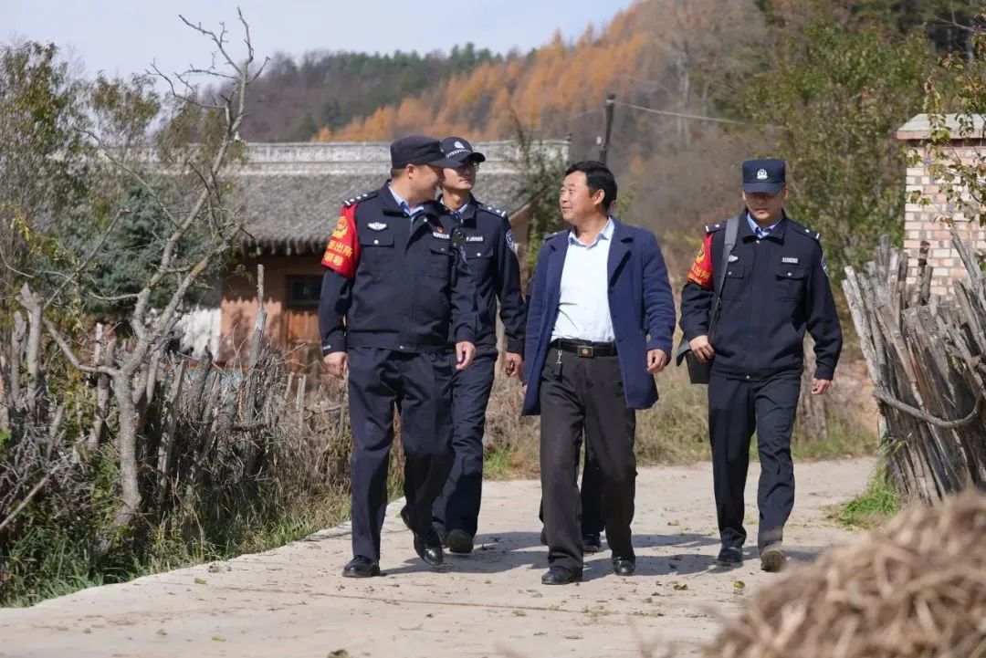 【现代警务探索】“生态警务”绘就绿水青山“平安色”4.jpg