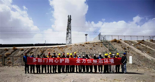 肃北县委政法委联合嘉峪关供电段肃北供电车间开展铁路安全隐患排查整治行动"