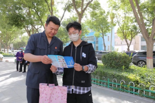 肃北县法院开展反邪教宣传活动