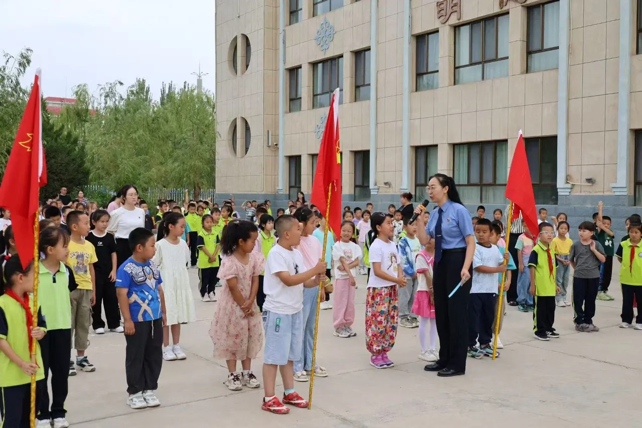 41447305b17a383ac5912f332ad492af.png 41447305b17a383ac5912f332ad492af.png