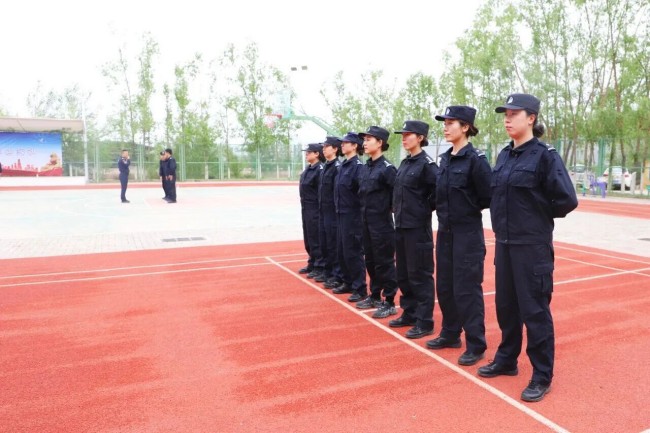 4e1cc4403fc04ecc832c677427affbfb.jpg